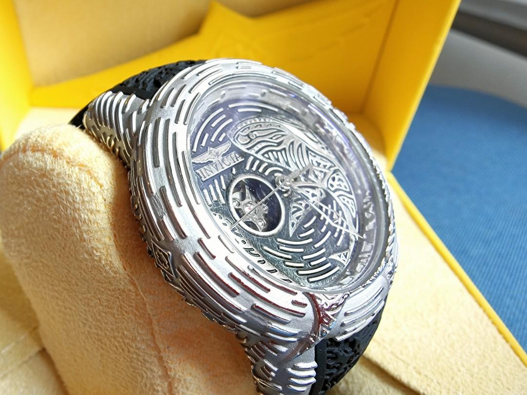 Invicta maori shark top