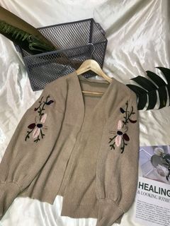 (Category: ) located in . Submitted by her.thrive_ (Listing ID 1113498874, Image 1). Description: .