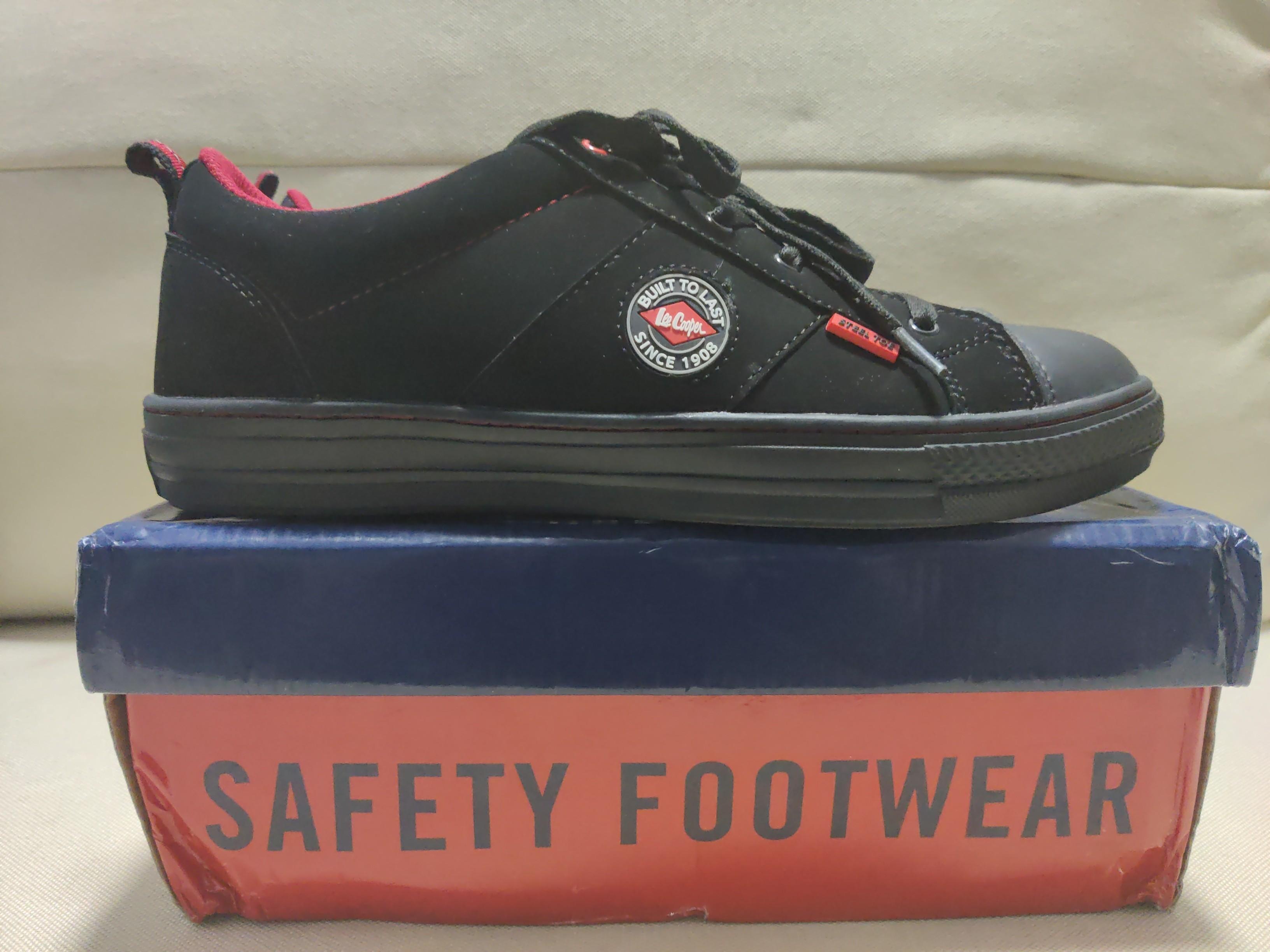 Converse style safety shoes store
