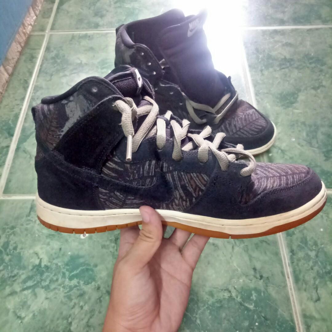 nike sb dunk high rainforest