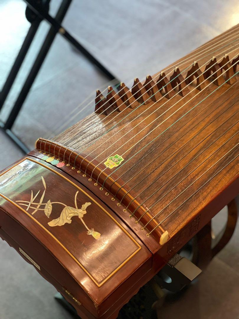 Dunhuang Guzheng 敦煌古筝694LCC, Hobbies & Toys, Music & Media, Musical ...