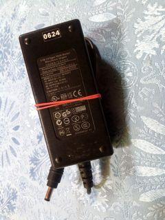 power adaptor 16v - 1.25A