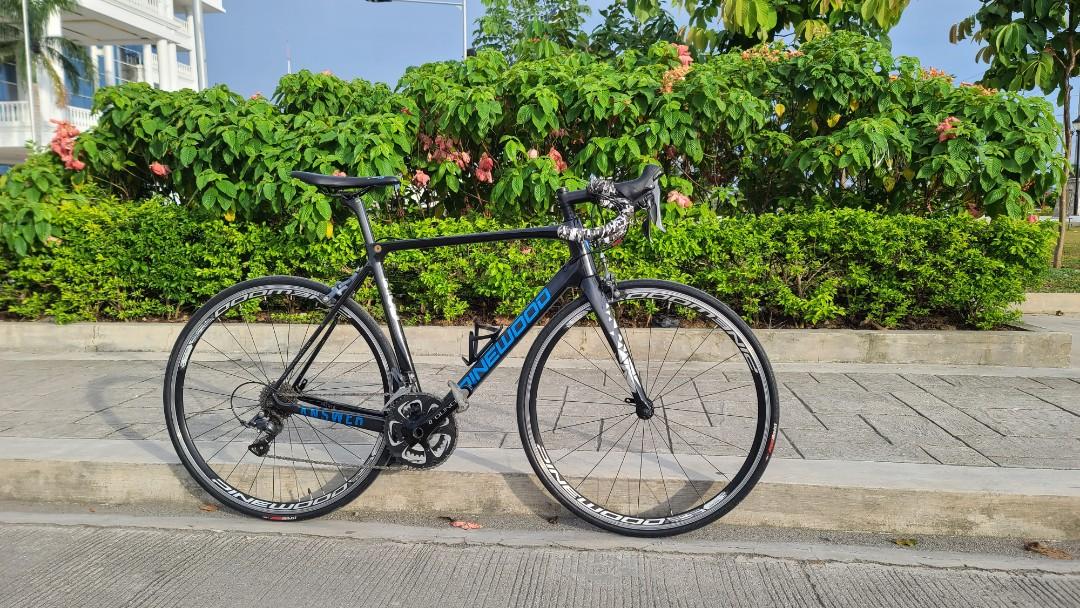 Pinewood carbon road bike clearance