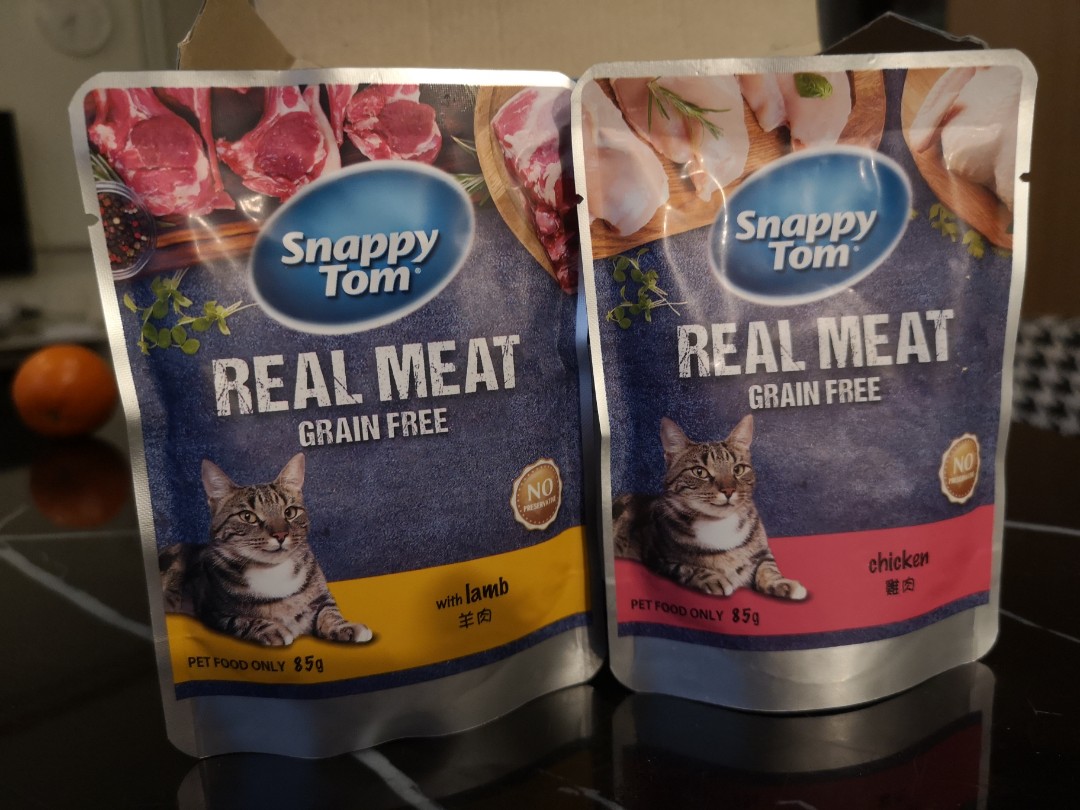 Snappy tom wet shop food