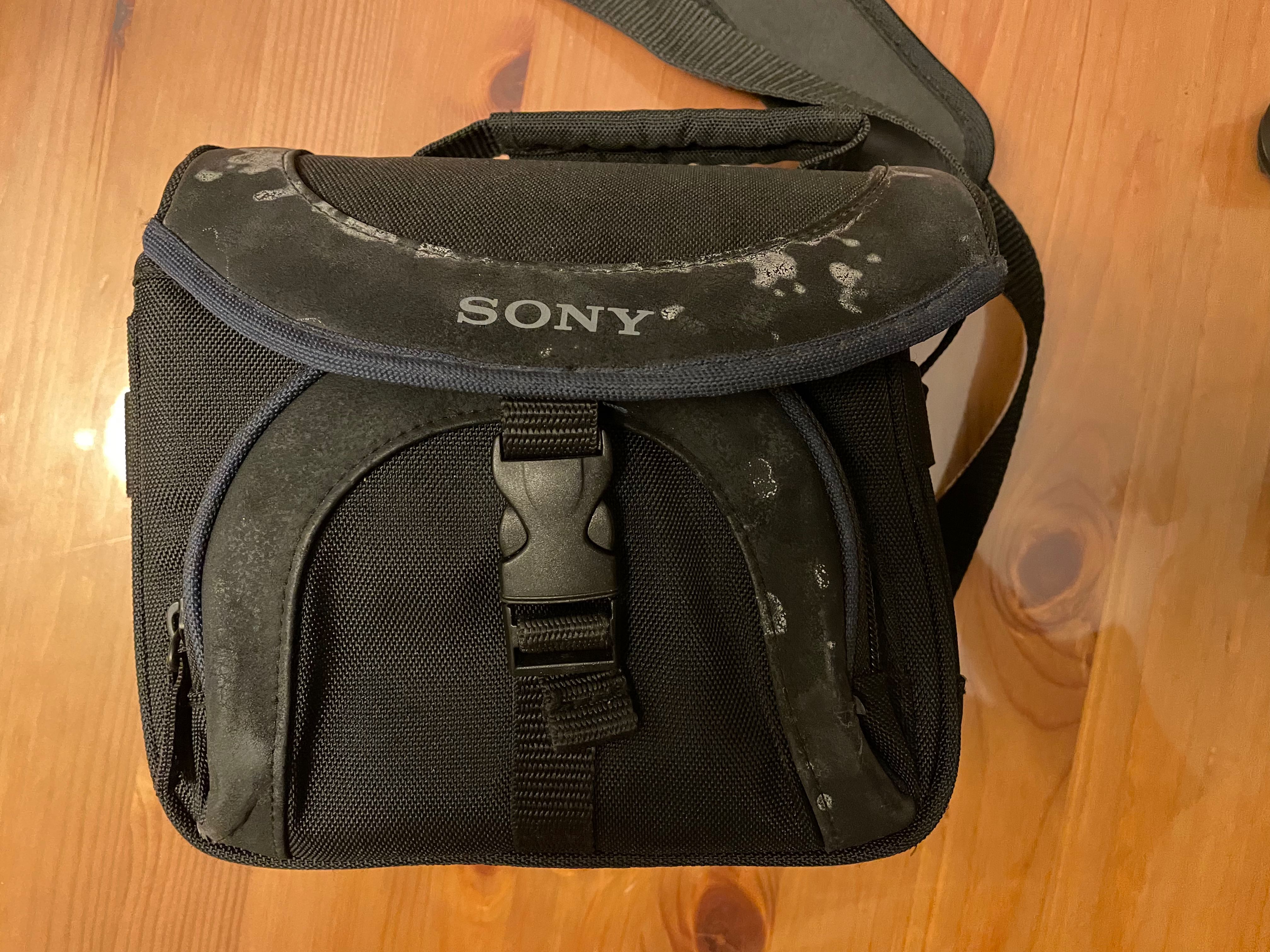 Sony Camcorder bag, Photography, Cameras on Carousell