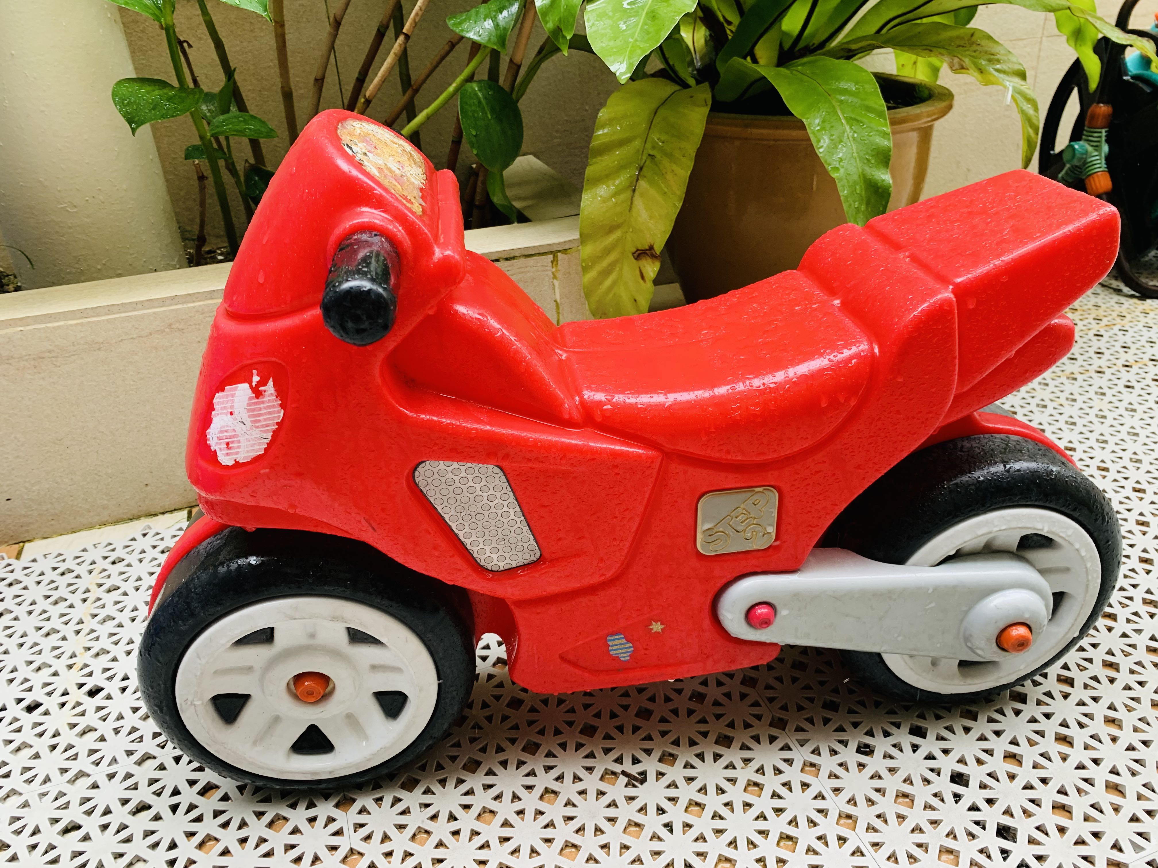 Step2 motorcycle shop