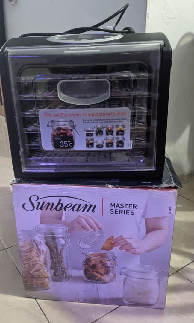 Sunbeam DT6000 food lab dehydrator, Kitchen & Appliances di Carousell