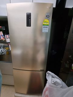(Category: ) located in . Submitted by jurongboy (Listing ID 1113376832, Image 1). Description: .