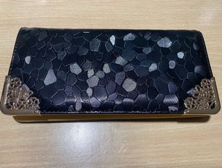 (Category: ) located in . Submitted by minotara (Listing ID 1113461866, Image 1). Description: .
