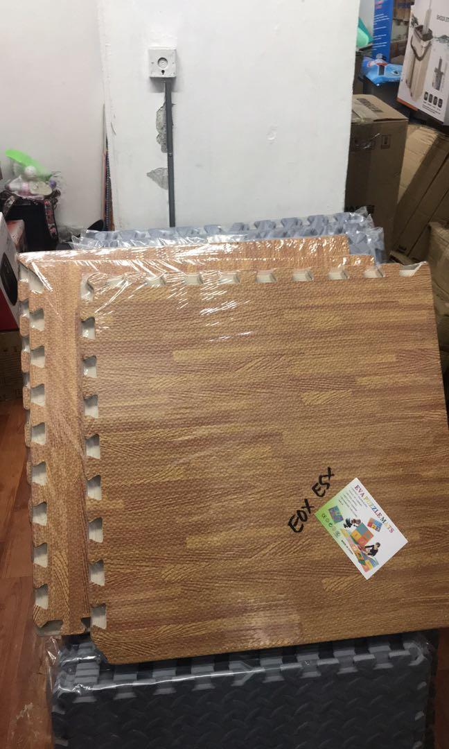 wood design puzzle mat (Category: Changing Mats & Accessories) located in Quezon City. Submitted by kutiekath (Listing ID 1113444675, Image 1). Description: .