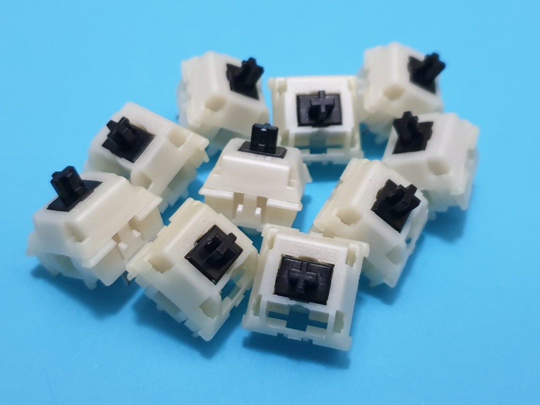 RARE Boba U4T 62g switch with Gazzew black stems (thocky tactile