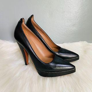 Alaia Black Pointed Leather Pumps