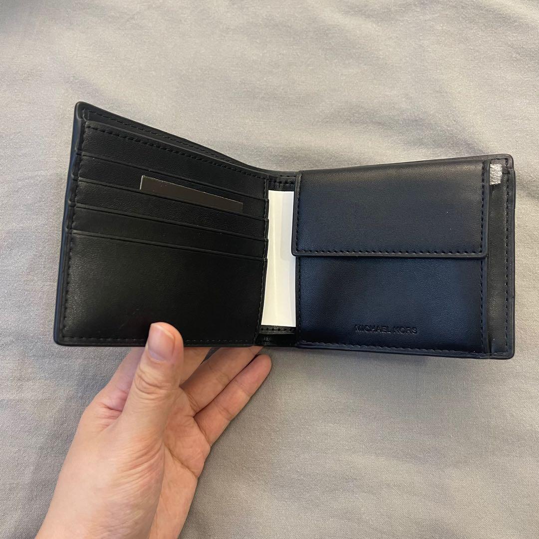 SOLD OUT • MICHAEL KORS MENS Cooper Logo Billfold Wallet With Coin