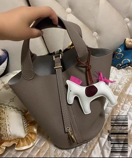 (Category: ) located in . Submitted by baglabel (Listing ID 1113583271, Image 1). Description: .