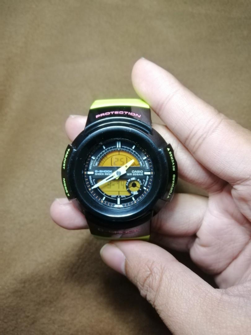 Casio Gshock AW582SC