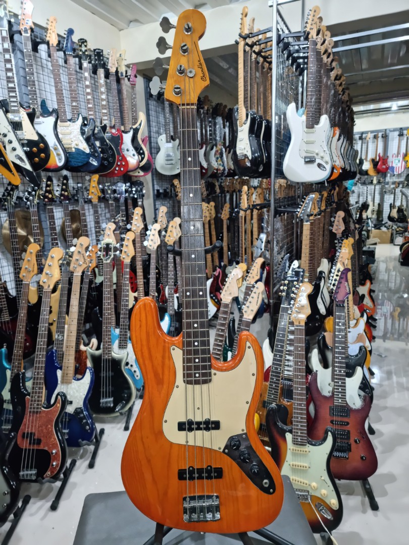Chandler jazz store bass