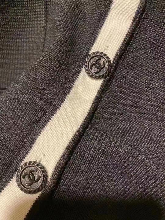 Chanel 2020 staff uniform 員工制服簿款羊毛外套, 名牌, 服裝- Carousell