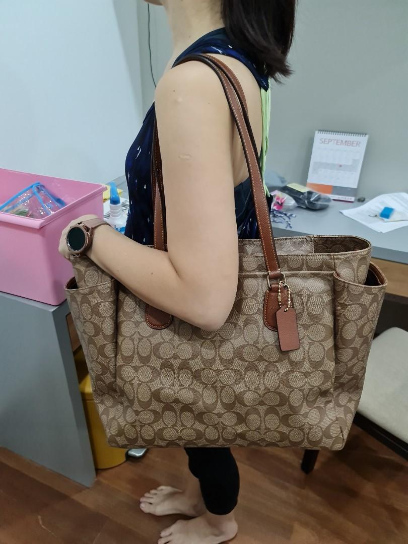 COACH Diaper Bag, Luxury, Bags & Wallets on Carousell