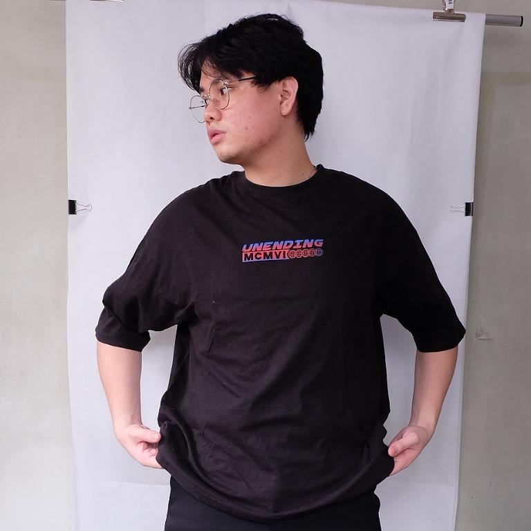 Factorie black graphic shirt, oversized (Category: Tshirts & Polo Shirts ) located in Quezon City. Submitted by commonselective (Listing ID 1113538930, Image 2). Description: M (boxy cropped fit) L28xW25 (in inches) Used, 10/10 condition With graphics in both front and back part of the shirt ₱370 .