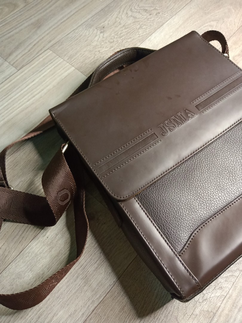 Sling bag *BOX type sling bag *with... - soam_enterprises | Facebook