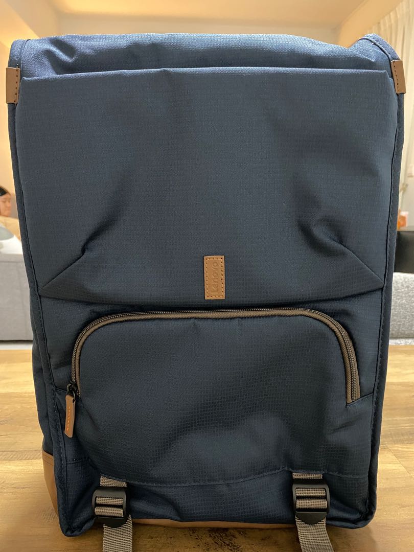 Lenovo (Targus) Laptop Bag, Men's Fashion, Bags, Backpacks on Carousell