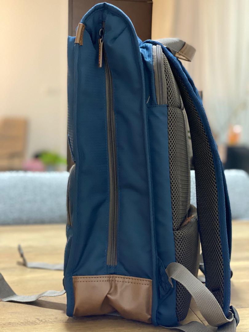 Lenovo (Targus) Laptop Bag, Men's Fashion, Bags, Backpacks on Carousell