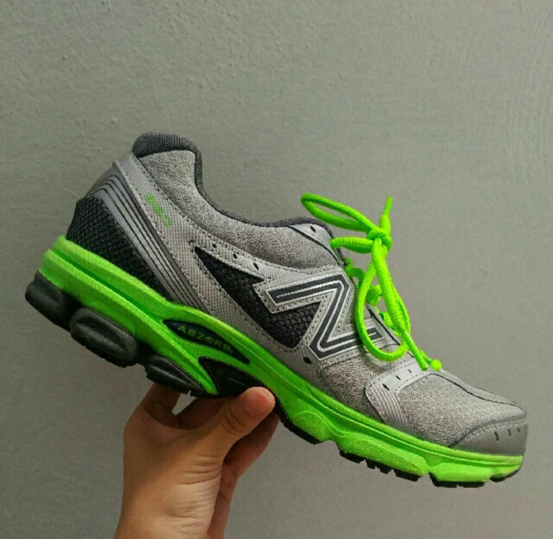 New balance abzorb 560 top