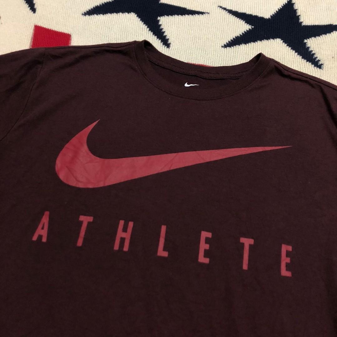Nike swoosh outlet athlete t shirt