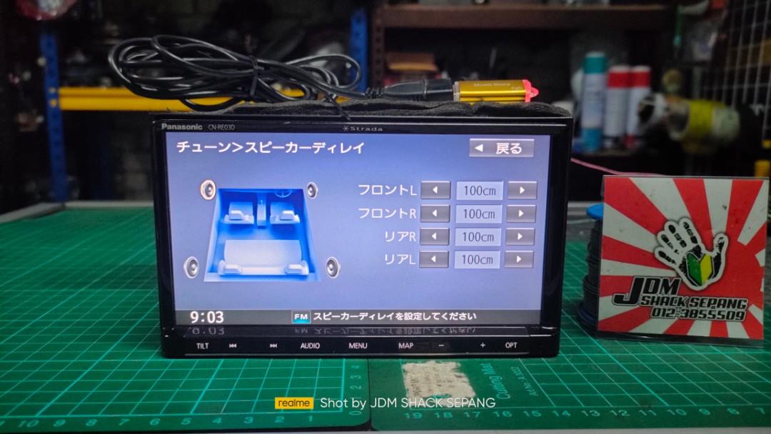 PANASONIC STRADA CN-RE03D RADIO PLAYER