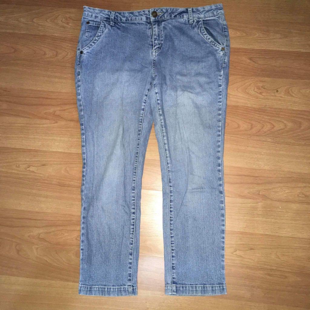 [PRELOVED] BLUE DENIM JEANS PLUS SIZE THRIFT UKAY (Category: Jeans) located in Quezon City. Submitted by bargainmartph (Listing ID 1113648463, Image 1). Description: 👉 HELLO! THIS IS BARGAIN MART PH 😬 ✅ ONHAND ✅ PLEASE CHECK PHOTOS FOR ITEM CONDITION ✅ PRELOVED ✅ KINDLY MANAGE YOUR EXPECTATIONS ✅ ITEMS ARE WELL USED AND HAVE NORMAL SIGNS OF USAGE ON THEM ✅ ACTUAL COLORS OF THE ITEM MAY DIFFER BECAUSE OF A LOT OF FACTORS (LIGHTING, SCREEN DISPLA