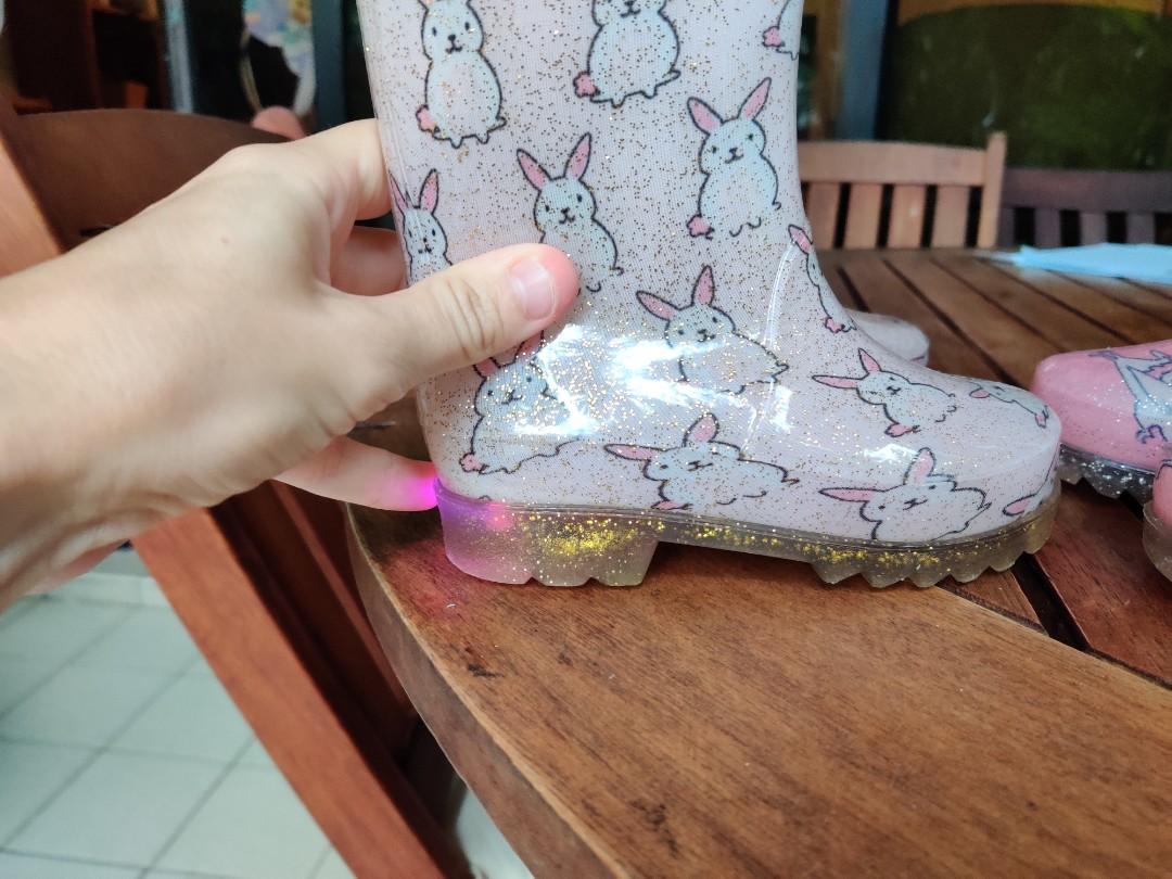 Girls gumboots online