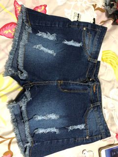 (Category: ) located in . Submitted by roses1977 (Listing ID 1113555730, Image 1). Description: .
