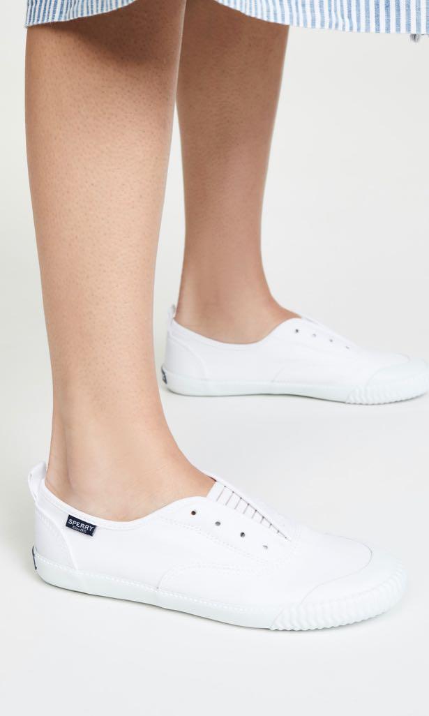 Sperry sayel store