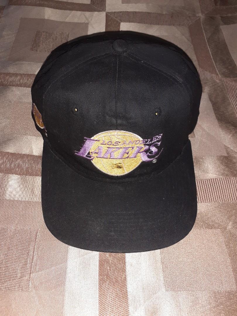 VINTAGE LOS ANGELES LAKERS BLOCKHEADS BY AJD, Men's Fashion