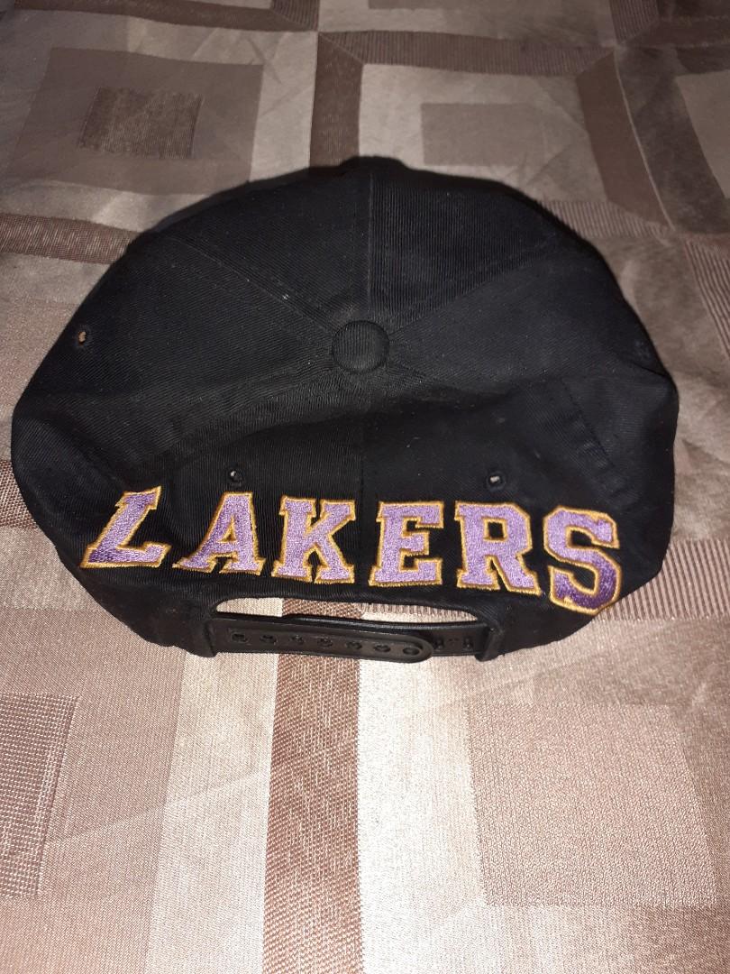 VINTAGE LOS ANGELES LAKERS BLOCKHEADS BY AJD, Men's Fashion