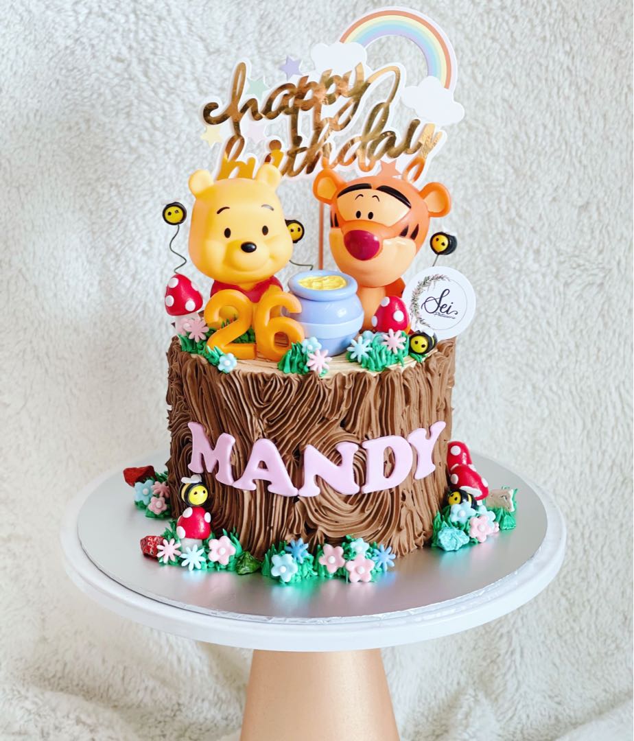 Pooh Bear's Fantasy Cake