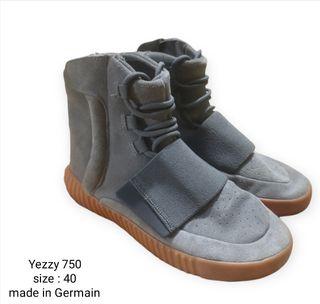 Yezzy 750