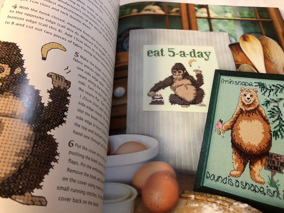 正版 絕版 購自美國 David & Charles Cross Stitch Cuties 十字繡書, 興趣及遊戲, 手作＆自家設計, 工藝