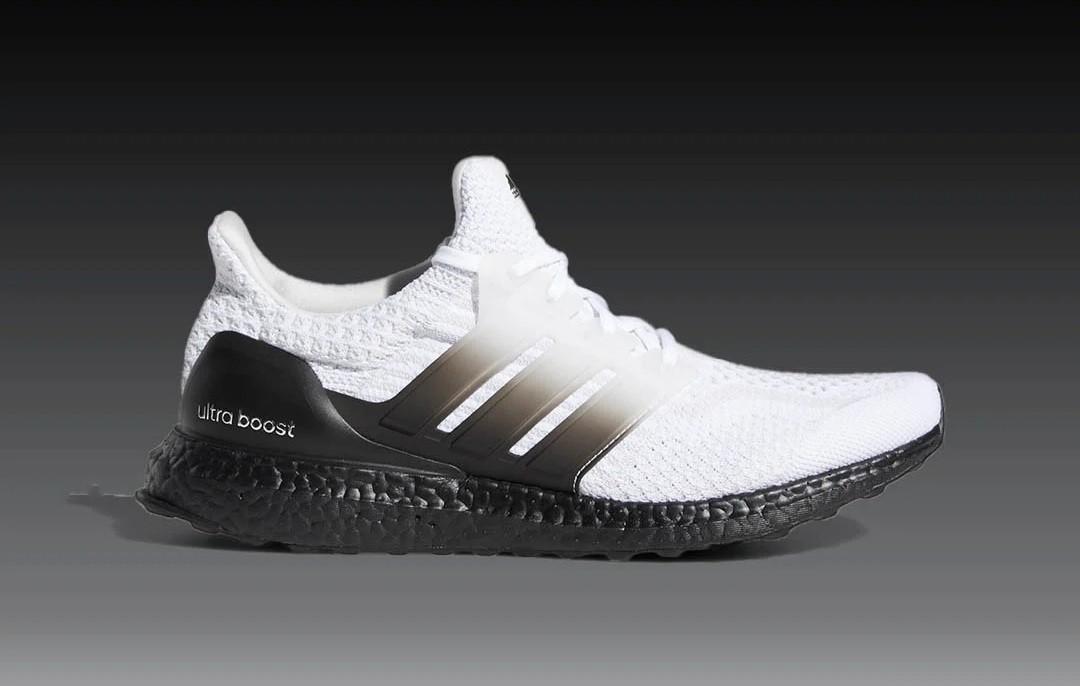Ultra boost hot sale white gradient