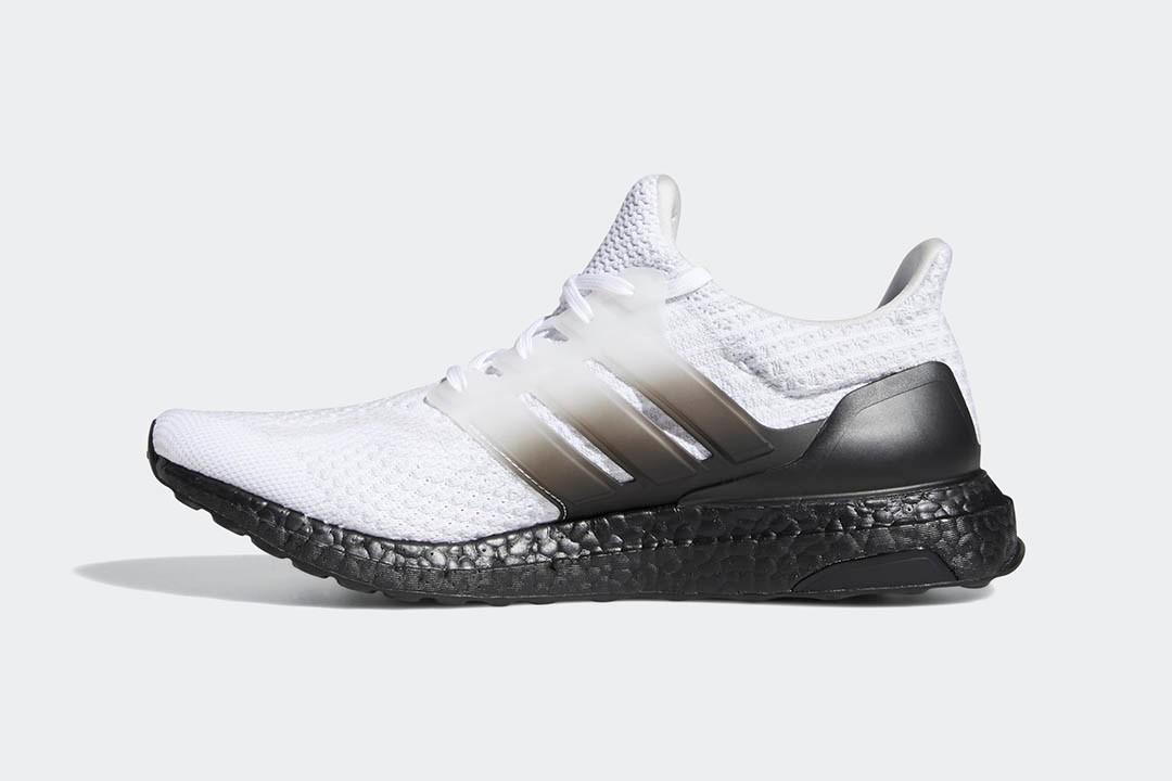 Ultra boost 2. white gradient top