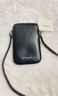 （分類：）位於 。 由 tayloryeung 提交（商品編號 1113762490，圖片 1）。簡介： 。