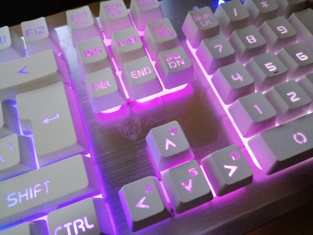Badwolf RGB White Keyboard, Computers & Tech, Parts & Accessories ...