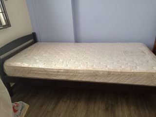 (Category: ) located in . Submitted by yamelim (Listing ID 1113779531, Image 1). Description: .