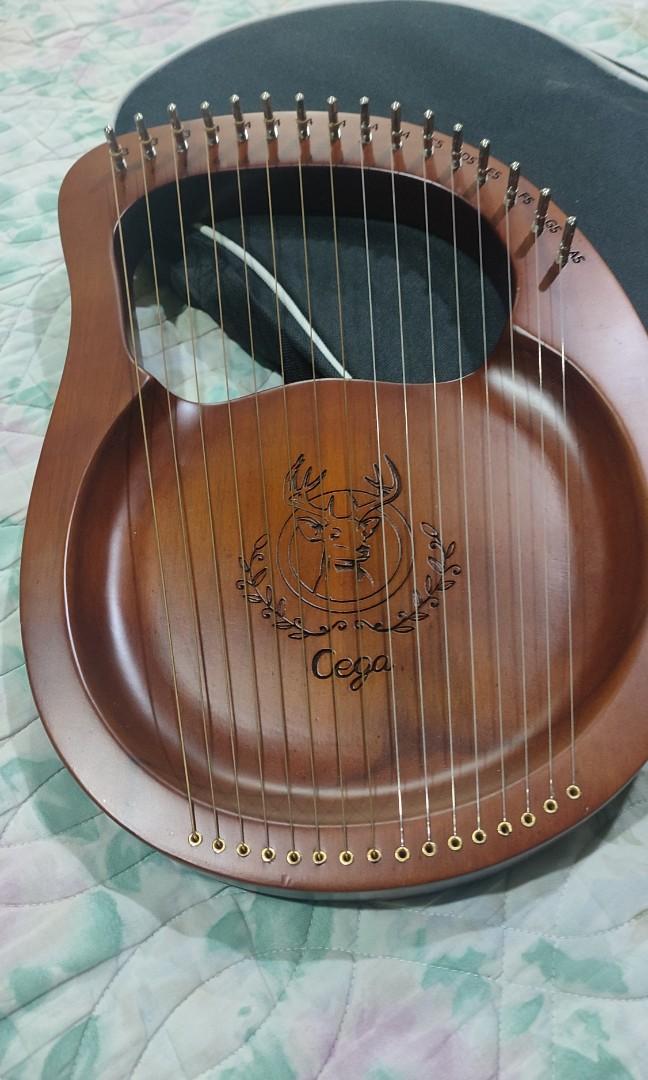 Cega lyre top