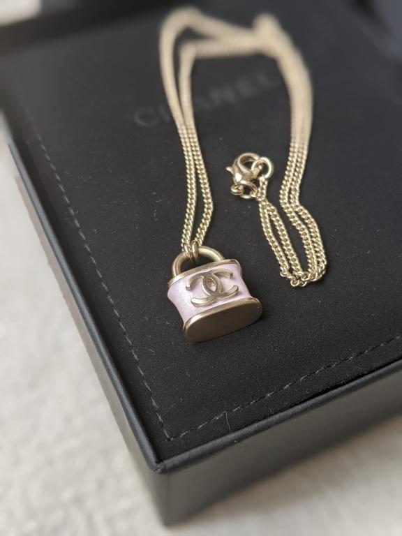 Chanel lock necklace 2018 top
