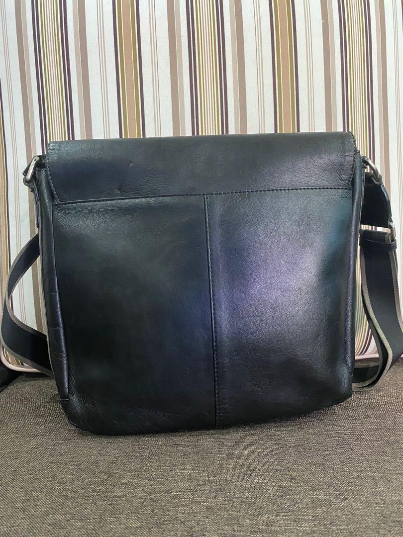 Coach Sling Bag Men s Fashion Bags Sling Bags on Carousell