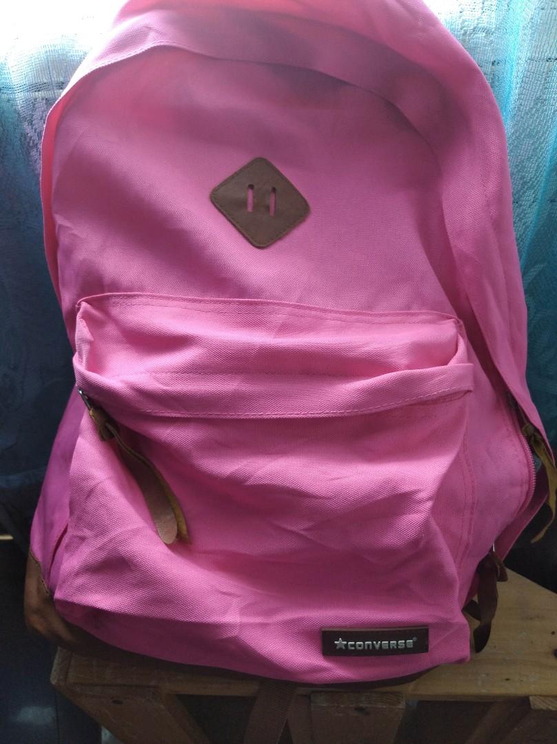 Converse backpack (Category: Backpacks) located in Kuala Kangsar. Submitted by herobundlejunior (Listing ID 1113823596, Image 1). Description: good condition. original item..