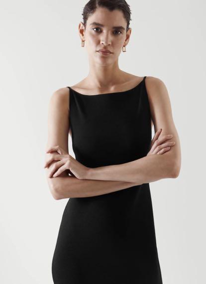 COS Backless Knitted Dress in S, Women's Fashion, Dresses & Sets, Dresses  on Carousell