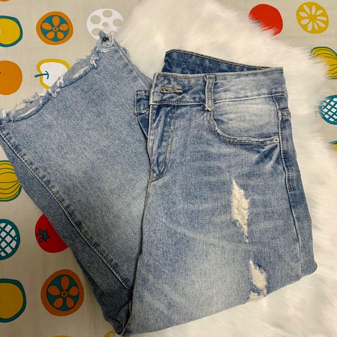 Square pants, Women's Fashion, Bottoms, Jeans on Carousell