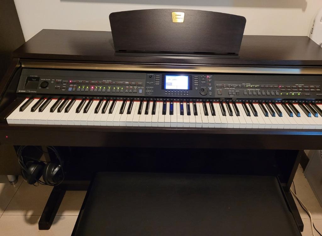 Digital Piano Yamaha CVP 501 Clavinova
